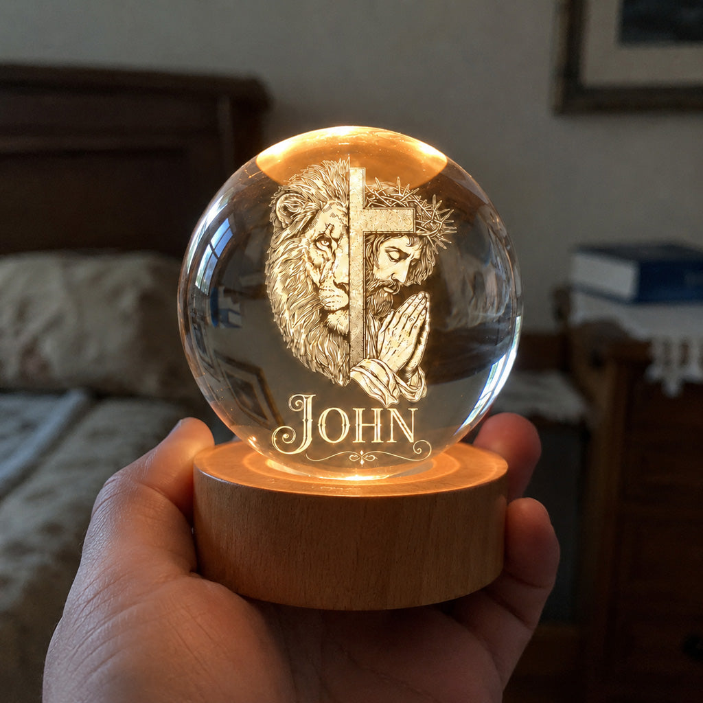【Deal Today】Personalized Christian Crystal Night Light with Lion, Cross, and Jesus — Strength