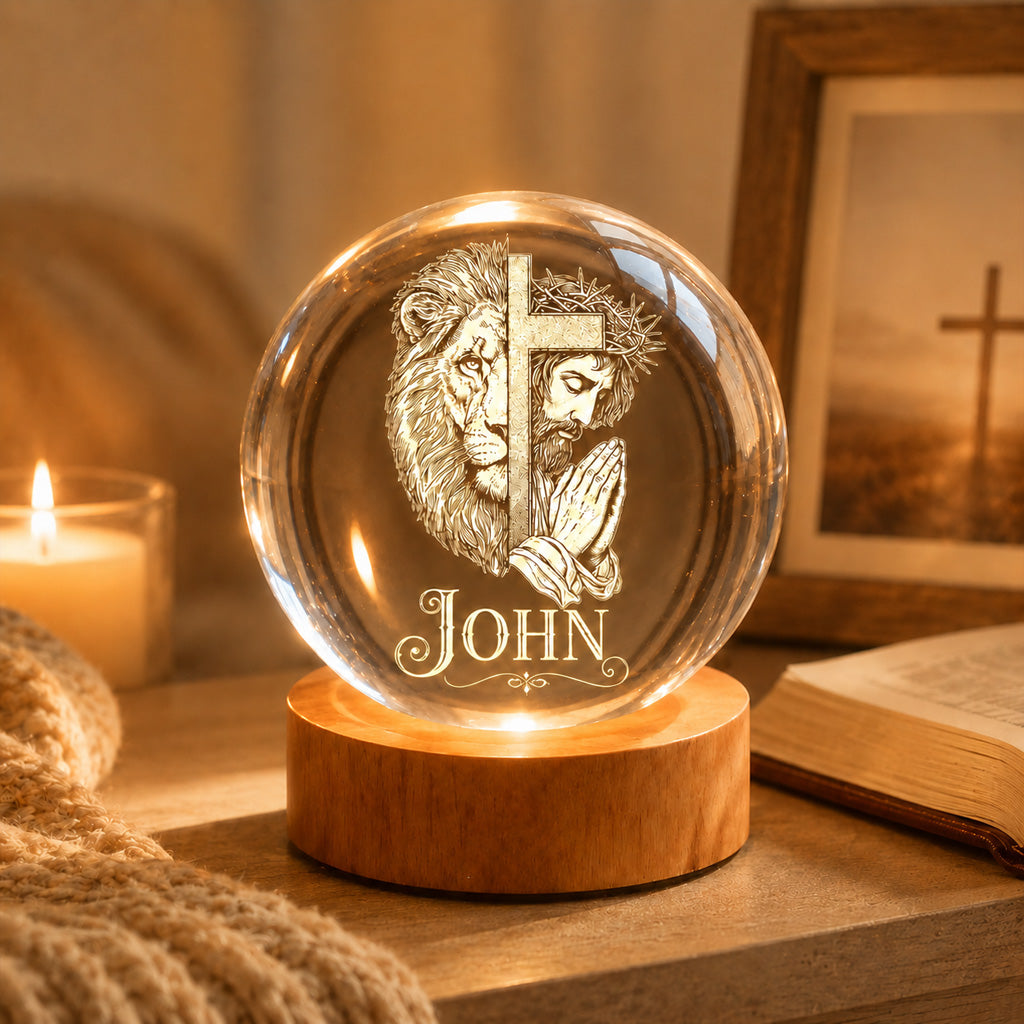 【Deal Today】Personalized Christian Crystal Night Light with Lion, Cross, and Jesus — Strength