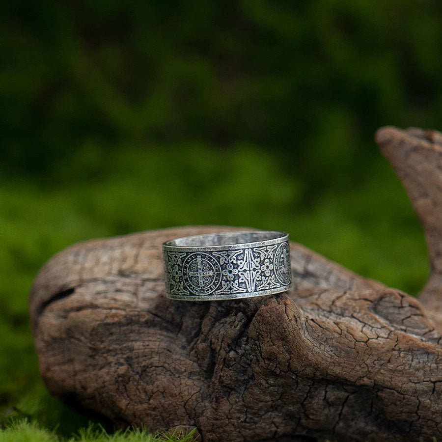 【Deal Today】Vintage St. Benedict Medal Ring - Sacred Protection & Lasting Blessing | Amen Artisan