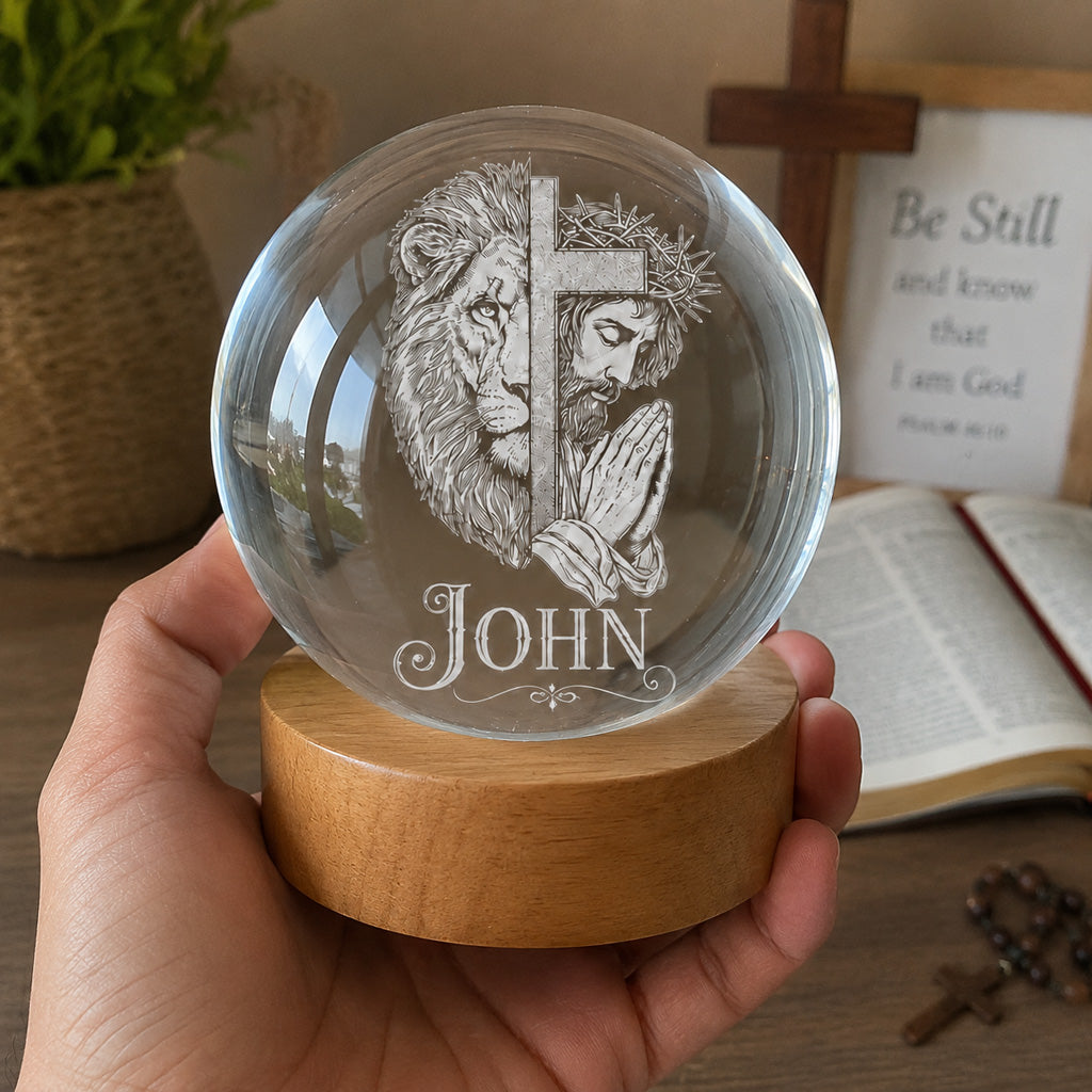 【Deal Today】Personalized Christian Crystal Night Light with Lion, Cross, and Jesus — Strength